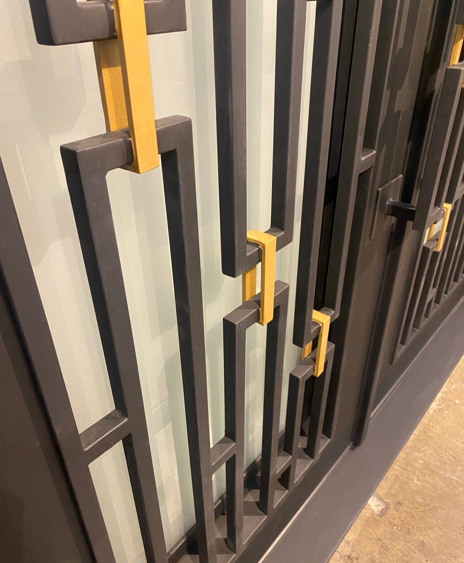 DIAMOND Double Front Door