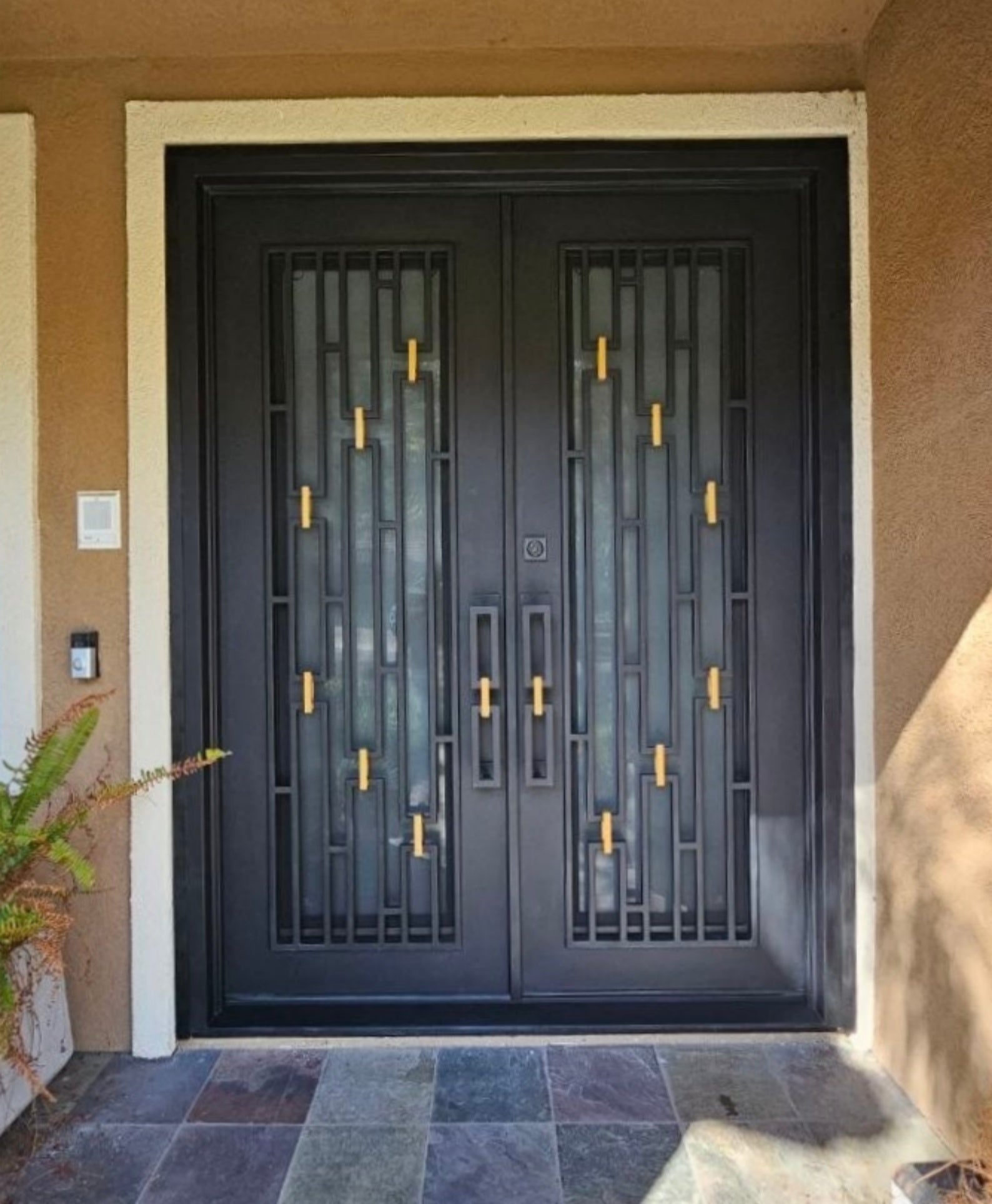 DIAMOND Double Front Door