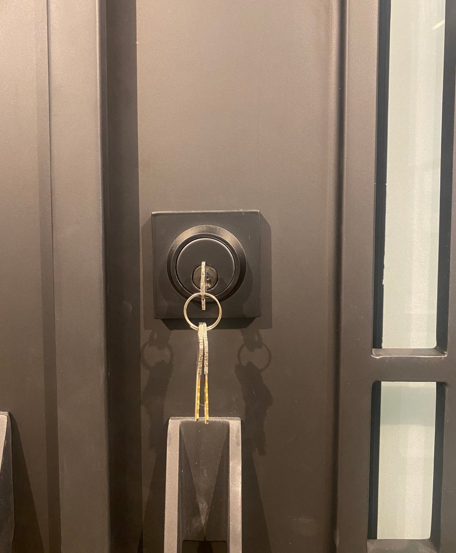 CATENA Double Front Door