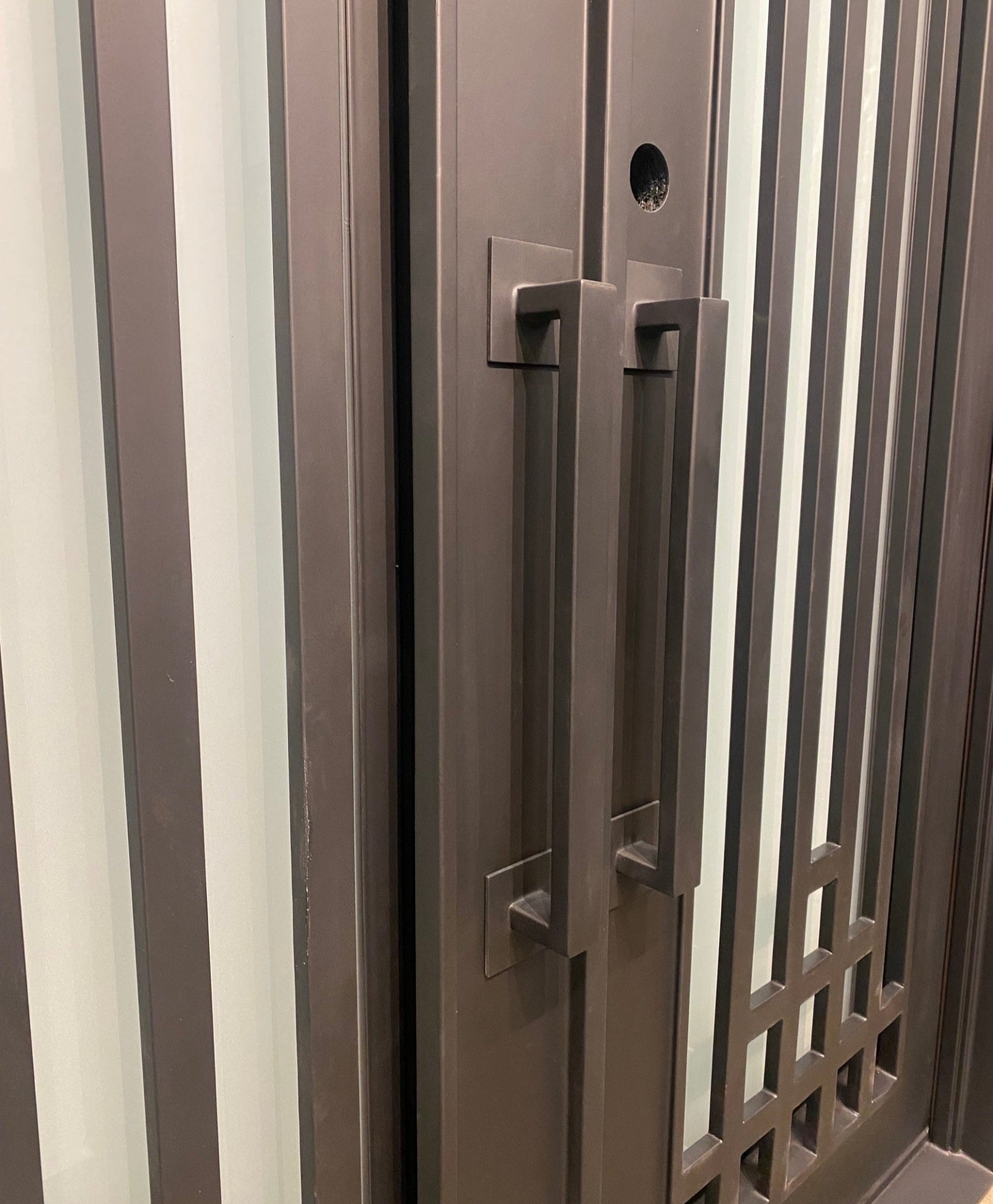 OLIVE Double Front Door